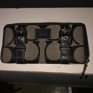 Authentic coach zip around wallet